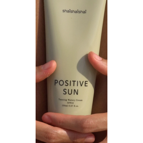 Солнцезащитный лосьон с химическими фильтрами SHAISHAISHAI Positive Sun Tanning Watery Cream SPF22